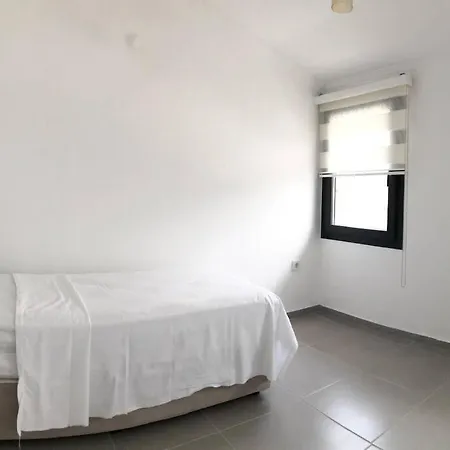 Renovated, Modern Central 2 Br Apartment